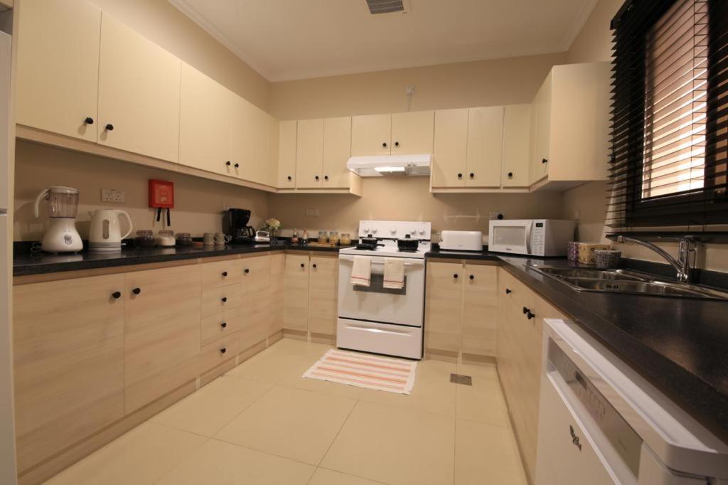สะเกน วิลเลจ Hotel Jubail ภายนอก รูปภาพ